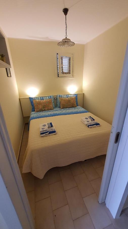 Casa Vacanze "Il Carrubo" غاليانو دل كابو المظهر الخارجي الصورة