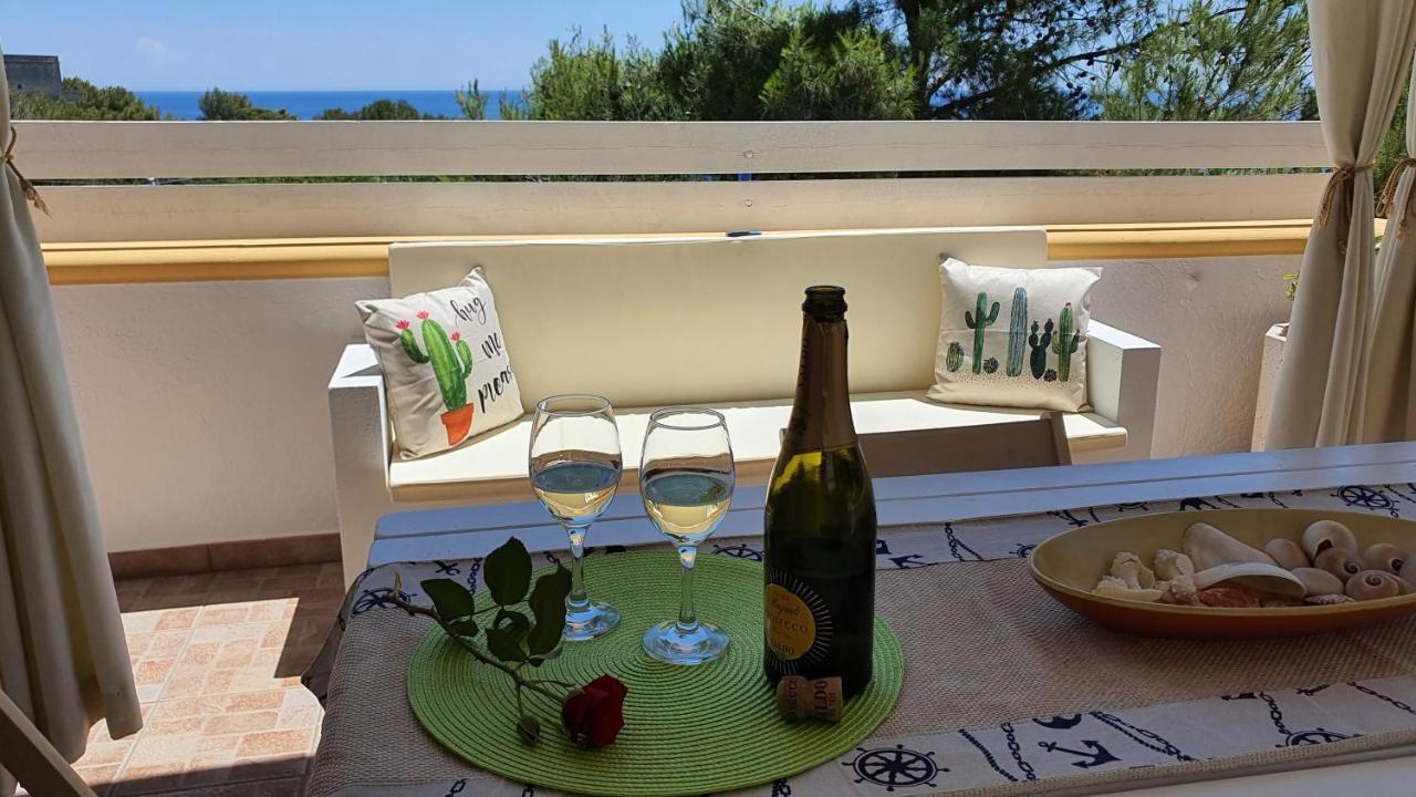 Casa Vacanze "Il Carrubo" غاليانو دل كابو المظهر الخارجي الصورة