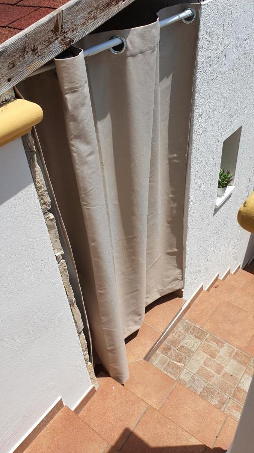 Casa Vacanze "Il Carrubo" غاليانو دل كابو المظهر الخارجي الصورة