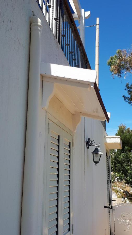 Casa Vacanze "Il Carrubo" غاليانو دل كابو المظهر الخارجي الصورة